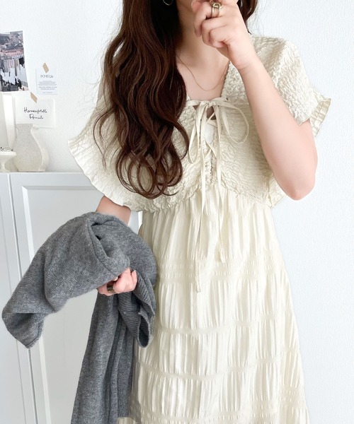 mily bilet(ミウィビレット)の「【mily bilet】さらりと着映えて、微光沢がそっと華やぐ。マジョリカプリーツギャザー使いフレアワンピース(ロング)(ワンピース・レディース・アイボリー/ブラウン/ブラック・LARGE/X-LARGE/MEDIUM/SMALL)」の7枚目の写真