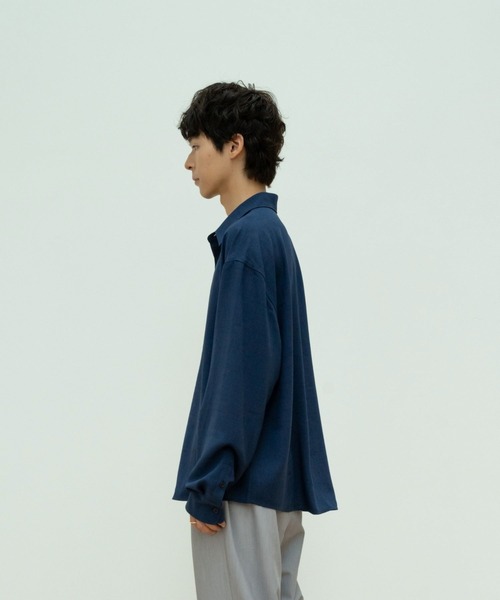 skoool(スクール)の「フレンチフロントロゴスリーブシャツ/ロングスリーブ ベーシックシルエット(シャツ/ブラウス・メンズ・ネイビー/アイボリー/ブラウン・LARGE/MEDIUM/SMALL)」の9枚目の写真