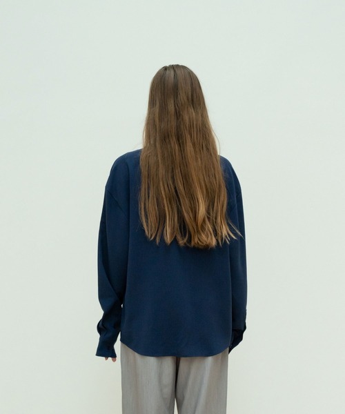 skoool(スクール)の「フレンチフロントロゴスリーブシャツ/ロングスリーブ ベーシックシルエット(シャツ/ブラウス・メンズ・ネイビー/アイボリー/ブラウン・LARGE/MEDIUM/SMALL)」の12枚目の写真
