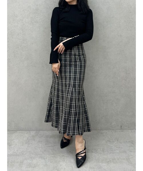 MERCURYDUO（マーキュリーデュオ）の「パール付きフレアスリーブリブニット（ニット/セーター・レディース・ベージュ/チャコールグレー/ブラック/アイボリー・FREE）」の6枚目の写真