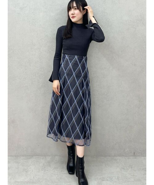 MERCURYDUO（マーキュリーデュオ）の「パール付きフレアスリーブリブニット（ニット/セーター・レディース・ベージュ/チャコールグレー/ブラック/アイボリー・FREE）」の8枚目の写真