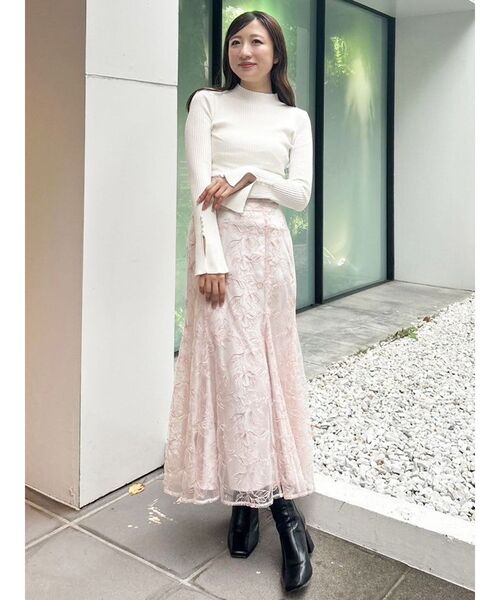 MERCURYDUO（マーキュリーデュオ）の「パール付きフレアスリーブリブニット（ニット/セーター・レディース・ベージュ/チャコールグレー/ブラック/アイボリー・FREE）」の16枚目の写真