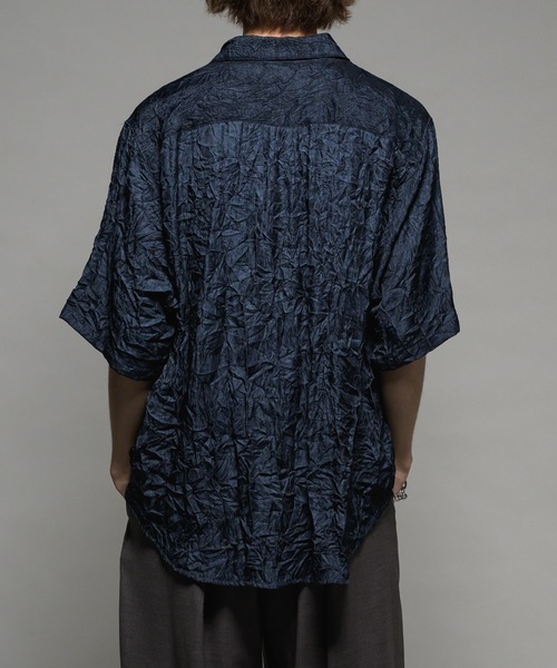 CASPER JOHN（キャスパージョン）の「Various loose shirts -striped crepe- /バリアスルーズシャツ -楊柳-（シャツ/ブラウス・メンズ・ブルー/ブラック/サックスブルー/ベージュ/ネイビー/ブラウン・X-SMALL/SMALL/MEDIUM/LARGE）」の9枚目の写真