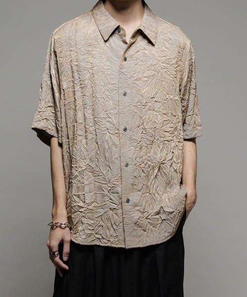 CASPER JOHN（キャスパージョン）の「Various loose shirts -striped crepe- /バリアスルーズシャツ -楊柳-（シャツ/ブラウス・メンズ・ブルー/ブラック/サックスブルー/ベージュ/ネイビー/ブラウン・X-SMALL/SMALL/MEDIUM/LARGE）」の15枚目の写真