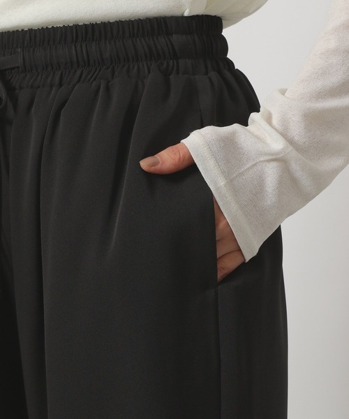 LAKOLE（ラコレ）の「ダブルクロスイージーパンツ / 286452（その他パンツ・レディース・モカ/グレー/ネイビー/ブラック・LARGE/MEDIUM/SMALL）」の8枚目の写真