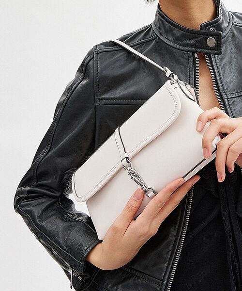【セール】ハンプトンズ バッグ（ショルダーバッグ）｜COACH（コーチ）