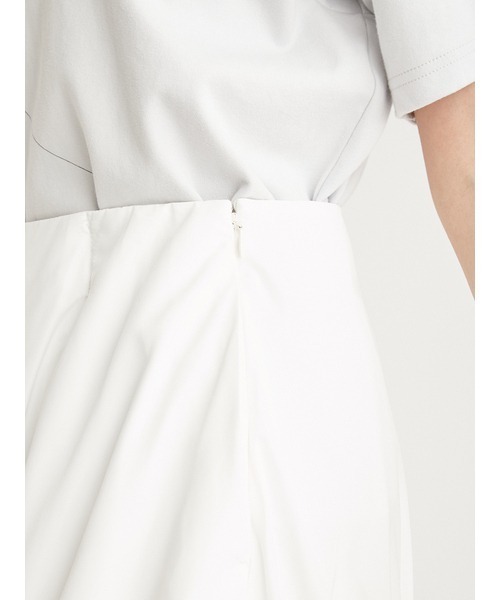 emmi（エミ）の「eco 撥水ティアードボリュームスカート（スカート・レディース・ネイビー/ライトブルー/ホワイト・0/1）」の9枚目の写真