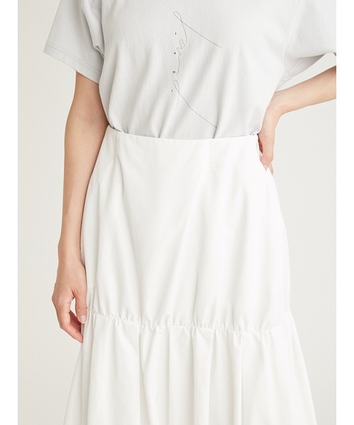 emmi（エミ）の「eco 撥水ティアードボリュームスカート（スカート・レディース・ネイビー/ライトブルー/ホワイト・0/1）」の7枚目の写真