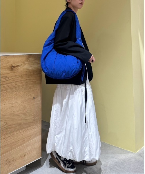 emmi（エミ）の「eco 撥水ティアードボリュームスカート（スカート・レディース・ネイビー/ライトブルー/ホワイト・0/1）」の22枚目の写真