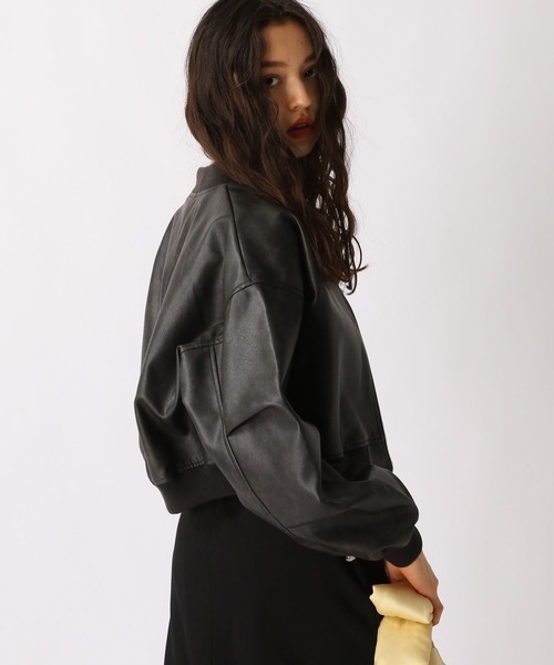 FOREVER 21（フォーエバー トゥエンティーワン）の「【2025SS】フェイクレザーMA－1（MA-1・レディース・ブラウン/ブラック・FREE）」の15枚目の写真