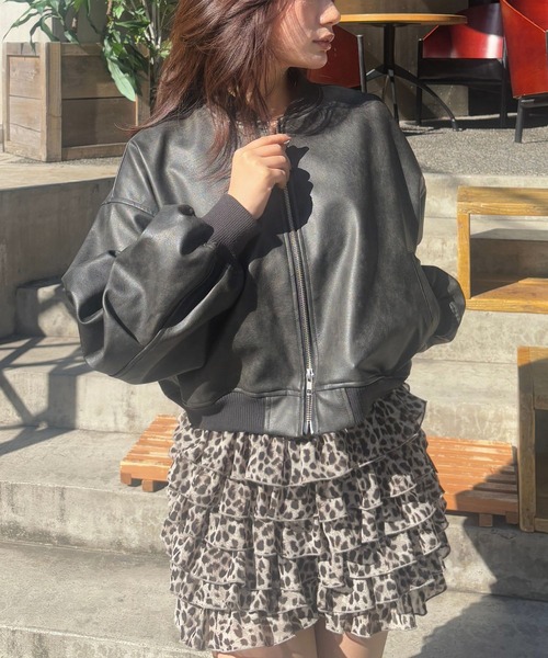 FOREVER 21（フォーエバー トゥエンティーワン）の「【2025SS】フェイクレザーMA－1（MA-1・レディース・ブラウン/ブラック・FREE）」の12枚目の写真