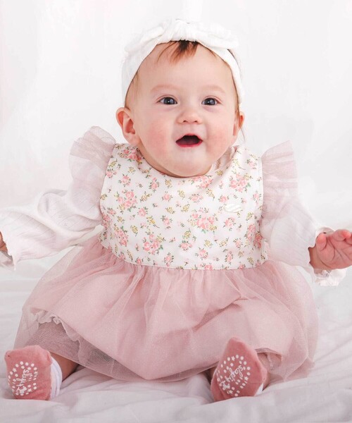 SLAP SLIP BABY（スラップスリップベビー）の「花柄袖フリルラメチュールドレススタイベビー【専用ケース付き】（ベビーギフト・キッズ・ホワイト系その他2/ピンク系その他・FREE）」の2枚目の写真