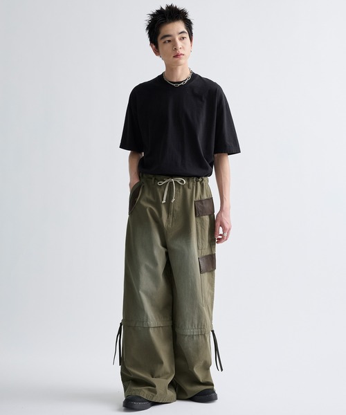 Nebula Fusion(ネビュラフュージョン)の「2Way Zipper Asymmetric Design Wide Cargo Pants /2Wayジッパー アシンメトリーデザイン ワイドカーゴパンツ(カーゴパンツ・メンズ・ブラック/カーキ・L/M)」の20枚目の写真