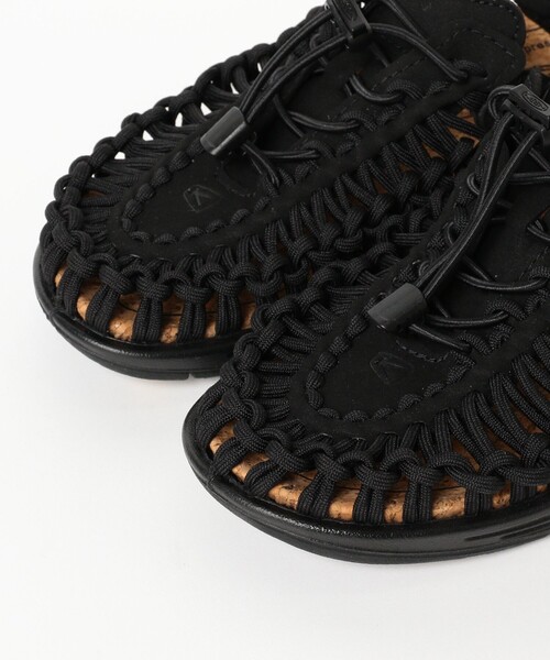KEEN(キーン)の「KEEN / UNEEKⅡCONVERTIBLE(サンダル・レディース・ブラック/ベージュ・23/24/25)」の8枚目の写真