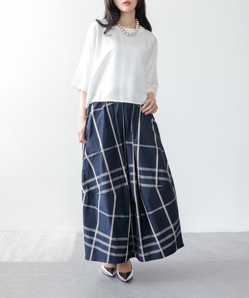 Three Four Time（ｽﾘｰﾌｫｰﾀｲﾑ）の「チェック柄メモリースカート　別注（スカート・レディース・ベージュ/ネイビー・FREE）」の19枚目の写真