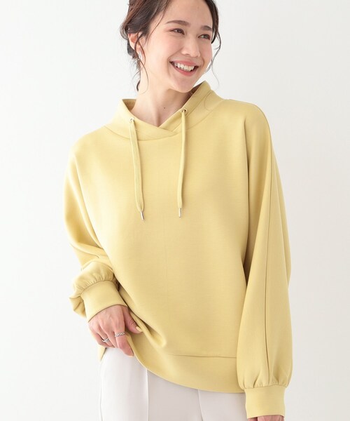 DRESKIP(ドレスキップ)の「【S-LL】なめらかタッチ もちさら抜け襟トップス(Tシャツ/カットソー・レディース・ライトグレー/ブラック/イエロー系その他/ベビーピンク・01/02/03/04)」の1枚目の写真