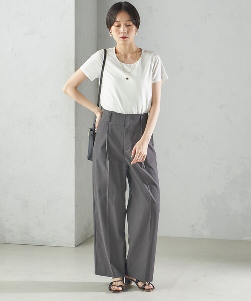 SHIPS(シップス)の「〈手洗い可能〉SORONA(R) クルーネック TEE(Tシャツ/カットソー・レディース・ブラック/オフホワイト/ライトグレー・ONE SIZE)」の6枚目の写真