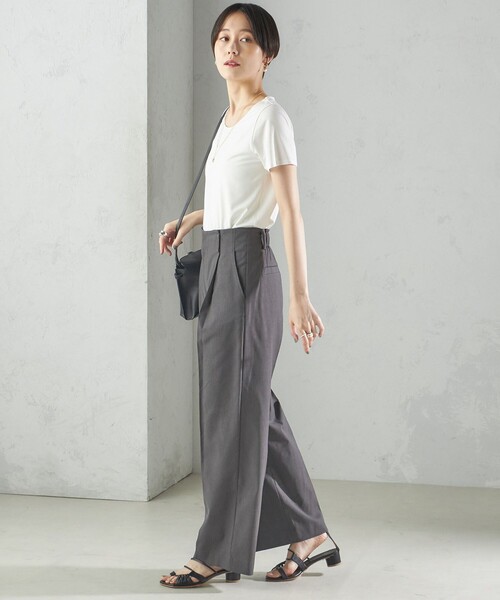 SHIPS(シップス)の「〈手洗い可能〉SORONA(R) クルーネック TEE(Tシャツ/カットソー・レディース・ブラック/オフホワイト/ライトグレー・ONE SIZE)」の8枚目の写真