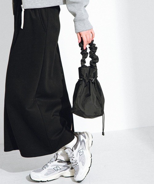 Drifter（ドリフター）の「DRIFTER　ギャザーハンドルポーチバッグ（ショルダーバッグ・レディース・ブルー/ブラック・ONE）」の7枚目の写真