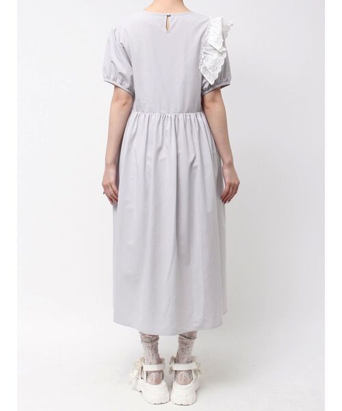 merry jenny（メリージェニー）の「フリルコットンワンピース（ワンピース・レディース・ライトブルー/オフホワイト/ラベンダー・FREE）」の15枚目の写真