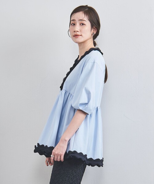 一度着用のみ　ユナイテッドアローズ タックフリルVネックハーフスリーブブラウス UNITED ARROWS（ユナイテッドアローズ）の「タック フリルV