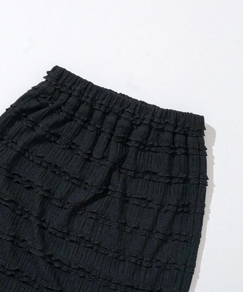 flower（フラワー）の「タイニーフリルスカート2（スカート・レディース・ブラック/アイボリー・FREE）」の4枚目の写真
