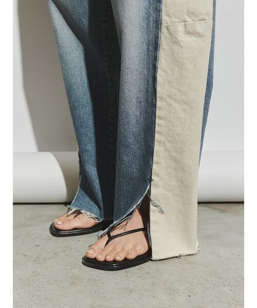 Ungrid（アングリッド）の「【Htage】バイカラーカーブルーズデニム（デニムパンツ・レディース・ブルー・24inch/25inch/26inch）」の13枚目の写真