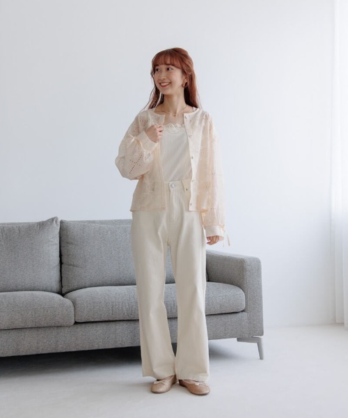 flower（フラワー）の「ノスタルジーエンブロイダリーブラウス（シャツ/ブラウス・レディース・コーラルピンク/ホワイト・FREE）」の9枚目の写真