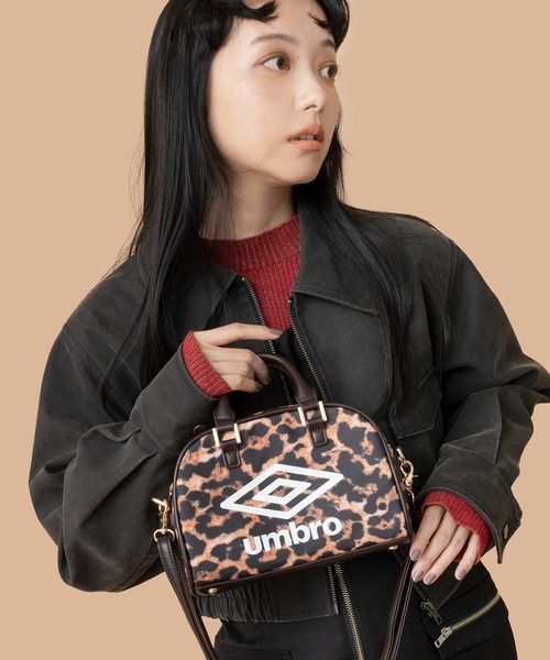 Casselini（キャセリーニ）の「[UMBRO × Casselini] 2WAYプリントミニボストン（ショルダーバッグ・レディース・イエロー/レッド/ブラック/モスグリーン/ホワイト/アニマル・FREE）」の6枚目の写真