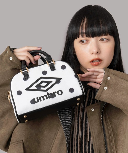 Casselini（キャセリーニ）の「[UMBRO × Casselini] 2WAYプリントミニボストン（ショルダーバッグ・レディース・イエロー/レッド/ブラック/モスグリーン/ホワイト/アニマル・FREE）」の2枚目の写真