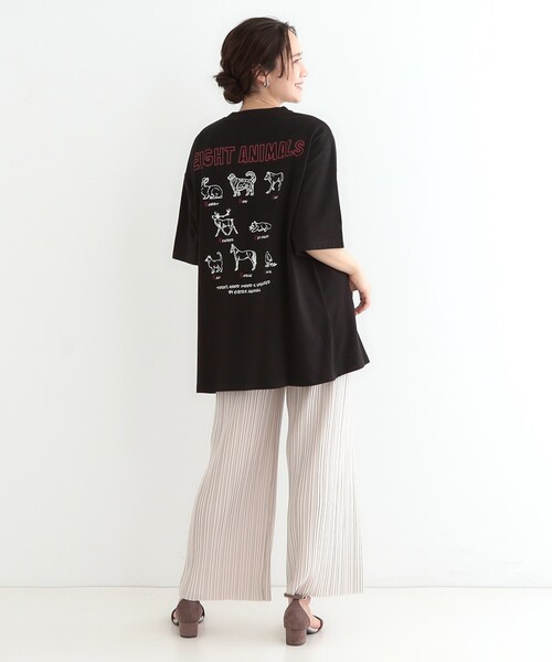 Cutie Blonde（キューティーブロンド）の「【洗える/選べる3柄】BIGプリントゆるTシャツ（Tシャツ/カットソー・レディース・チャコールグレー/チャコール/ホワイト系1/ホワイト系2/ホワイト系3/ブラック系・00）」の13枚目の写真