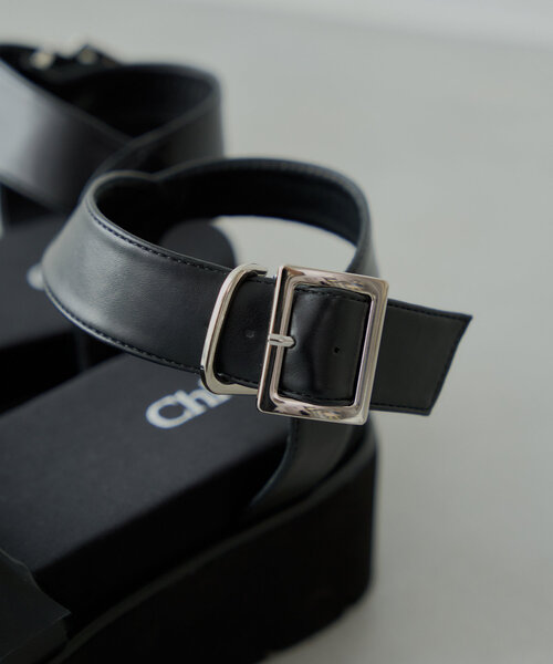 Chico（チコ）の「厚底クロスベルトデザインサンダル（サンダル・レディース・ブラック/ホワイト/ブラウン・MEDIUM/SMALL/LARGE）」の15枚目の写真