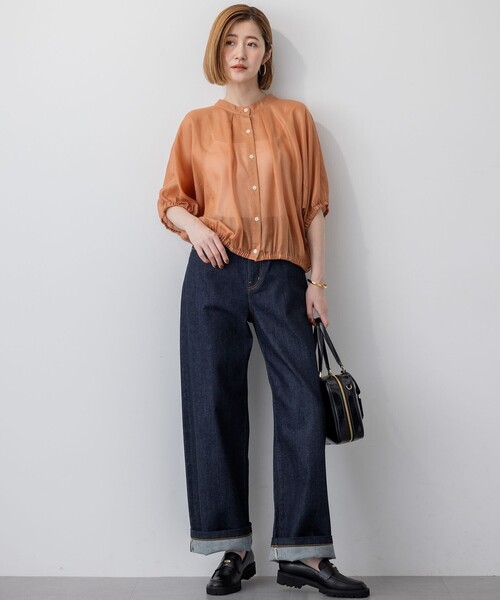 23区 L(ニジュウサンクオオキイサイズ)の「【洗える】ソフトシアーフィルム コンパクト ブラウス(シャツ/ブラウス・レディース・ベージュ系/ライトオレンジ系/ブラック系/ダークグリーン系・44/46)」の5枚目の写真