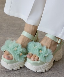 SHE HER HER HERS（シーハーハーハーズ）の「フラワー厚底サンダル（サンダル）」