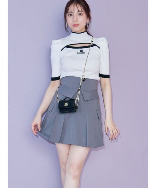 MERCURYDUO（マーキュリーデュオ）の「【MARY QUANTコラボ】バイカラーカットアウトリブニット（ニット/セーター・レディース・オフホワイト・FREE）」の6枚目の写真