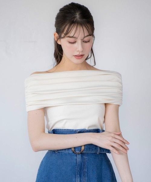 NOELA(ノエラ)の「オフショルドレープカットソー(Tシャツ/カットソー・レディース・オフホワイト/モカ/その他1/ライトグリーン・フリー)」の12枚目の写真