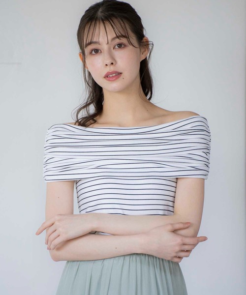 NOELA(ノエラ)の「オフショルドレープカットソー(Tシャツ/カットソー・レディース・オフホワイト/モカ/その他1/ライトグリーン・フリー)」の18枚目の写真