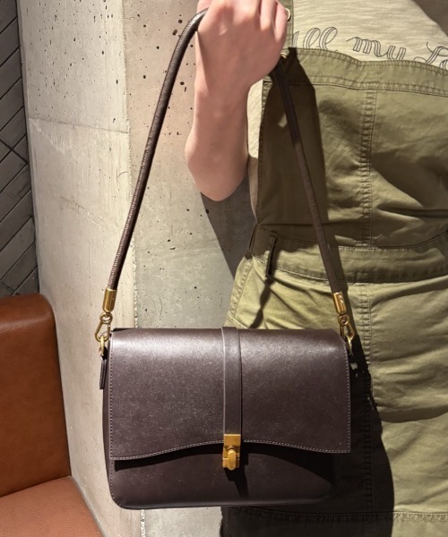 dini FLORENCEショルダーバッグ ダイヤモンドパターン ブラウン NiiNa】【高品質牛革】2wayワンハンドルクロスデザイン