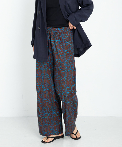 URBAN RESEARCH Sonny Label（アーバンリサーチサニーレーベル）の「コットンモダールニュアンスプリントパンツ（その他パンツ・レディース・グリーン系その他/ブラウン/ブラック・FREE）」の12枚目の写真