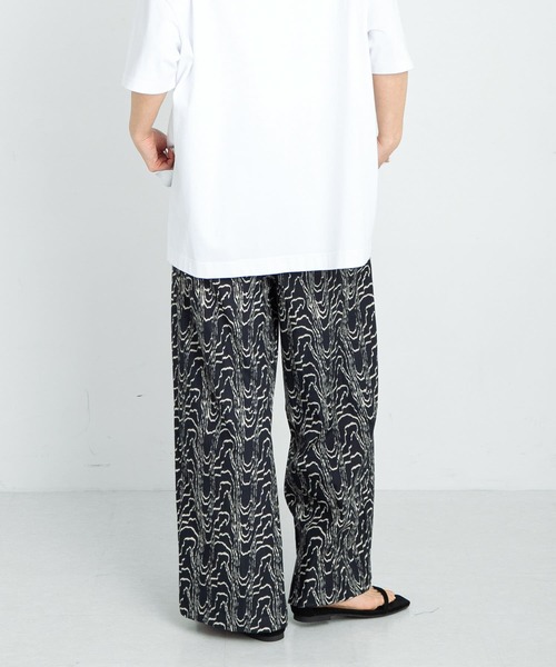 URBAN RESEARCH Sonny Label（アーバンリサーチサニーレーベル）の「コットンモダールニュアンスプリントパンツ（その他パンツ・レディース・グリーン系その他/ブラウン/ブラック・FREE）」の20枚目の写真