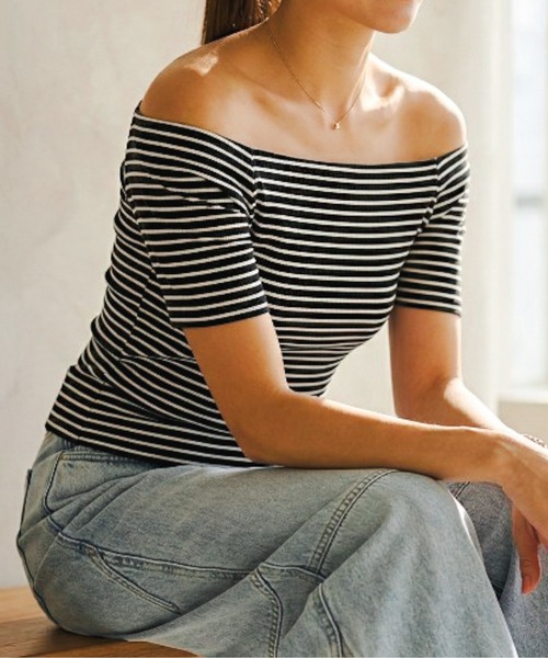 Per sist ence(パーシエンス)の「ボーダーリブオフショルトップス(Tシャツ/カットソー・レディース・アイボリー/ブラック/ブラウン/オフホワイト・FREE)」の3枚目の写真