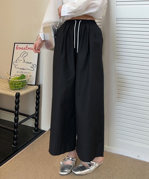 BANICO(バニコ)の「フレアシルエットリラックスパンツ(その他パンツ・レディース・ブルー/ブラック/ライトベージュ・LARGE/MEDIUM/X-LARGE)」の6枚目の写真