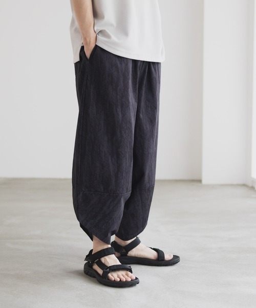 NAVY（ネイビー）の「洗濯してもすぐ乾く接触冷感ドライサルエルパンツ/イージーパンツ（その他パンツ・メンズ・ブラック/グレー/ブラウン/ネイビー・M/L/XL）」の12枚目の写真