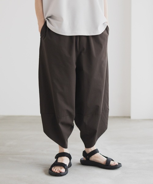 NAVY（ネイビー）の「洗濯してもすぐ乾く接触冷感ドライサルエルパンツ/イージーパンツ（その他パンツ・メンズ・ブラック/グレー/ブラウン/ネイビー・M/L/XL）」の10枚目の写真