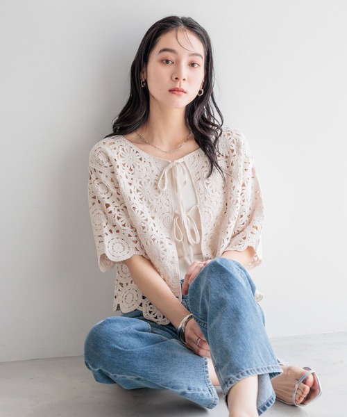 LOWRYS FARM(ローリーズファーム)の「クロシェ2WAYカーディガン 499228(カーディガン/ボレロ・レディース・イエロー/アイボリー/ブラック・FREE)」の6枚目の写真