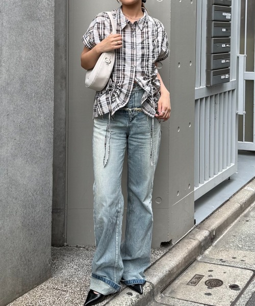Lui's（ルイス）の「ドロスドチェックシャツ（シャツ/ブラウス・レディース・ベージュ/ネイビー・FREE）」の9枚目の写真