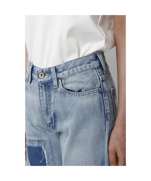 CINOH（チノ）の「WIDE STRAIGHT DAMAGE（デニムパンツ・レディース・ブルー系その他/ライトブルー・24）」の17枚目の写真