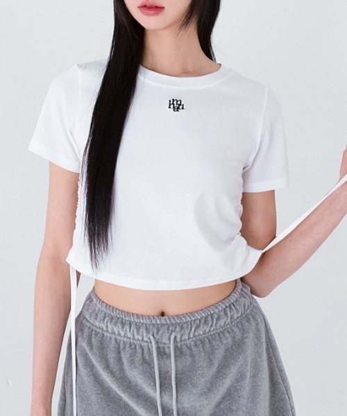 ●muahmuah● ステッチ ライン クロップ フード Tシャツ ステッチ ライン クロップ フーディ [スリーカラー] - muahmuah
