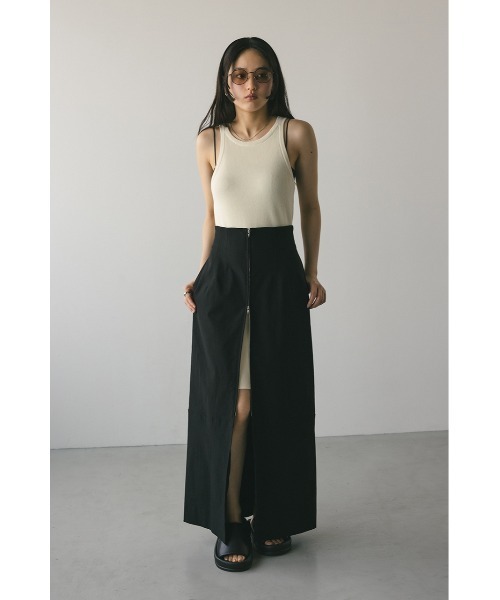 STYLEMIXER（スタイルミキサー）の「フロントジップタイトスカート（スカート・レディース・ブラウン/アイボリー/ブラック・SMALL/MEDIUM）」の15枚目の写真