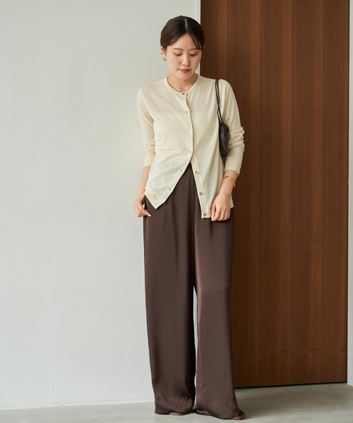 plage（プラージュ）の「dull satin relax パンツ（その他パンツ・レディース・ネイビー/ブラウン・38/36/34）」の5枚目の写真
